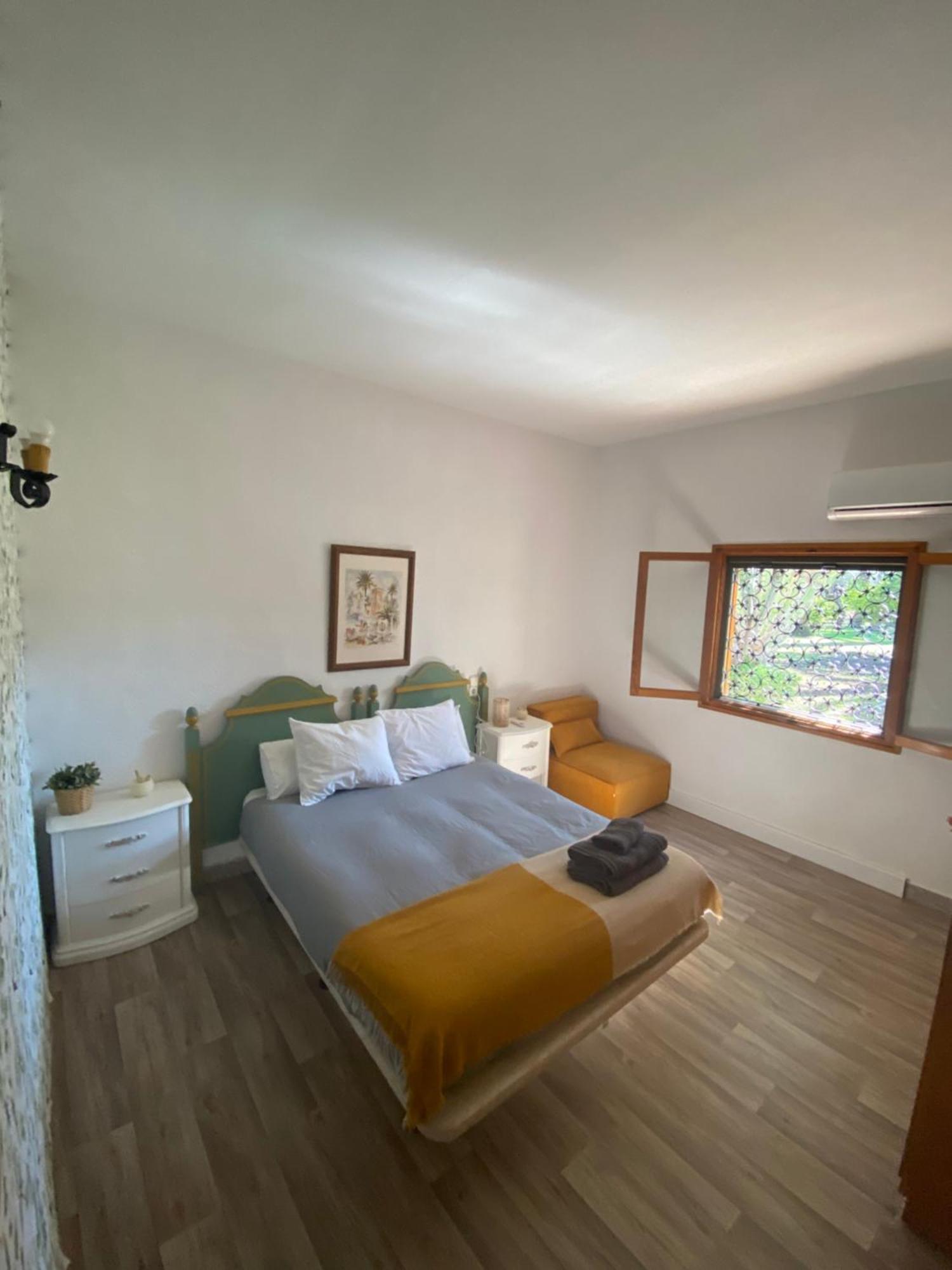 Bed and Breakfast Pink Lemon House Elche Exteriér fotografie