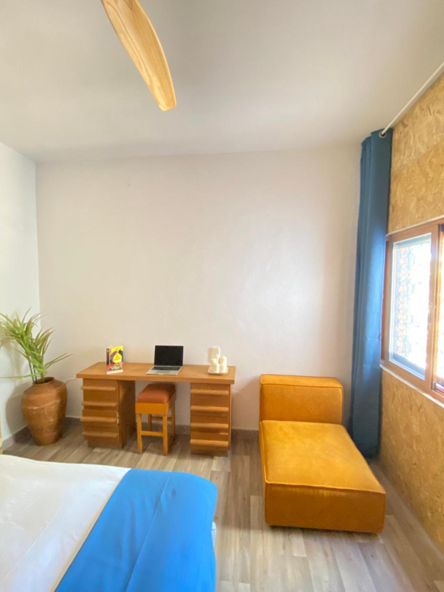 Bed and Breakfast Pink Lemon House Elche Exteriér fotografie