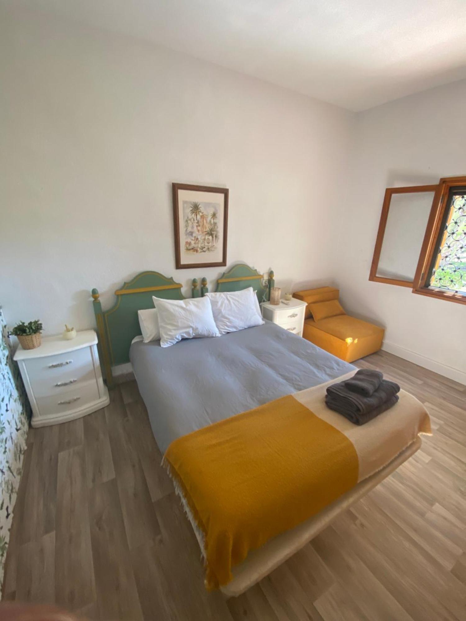 Bed and Breakfast Pink Lemon House Elche Exteriér fotografie