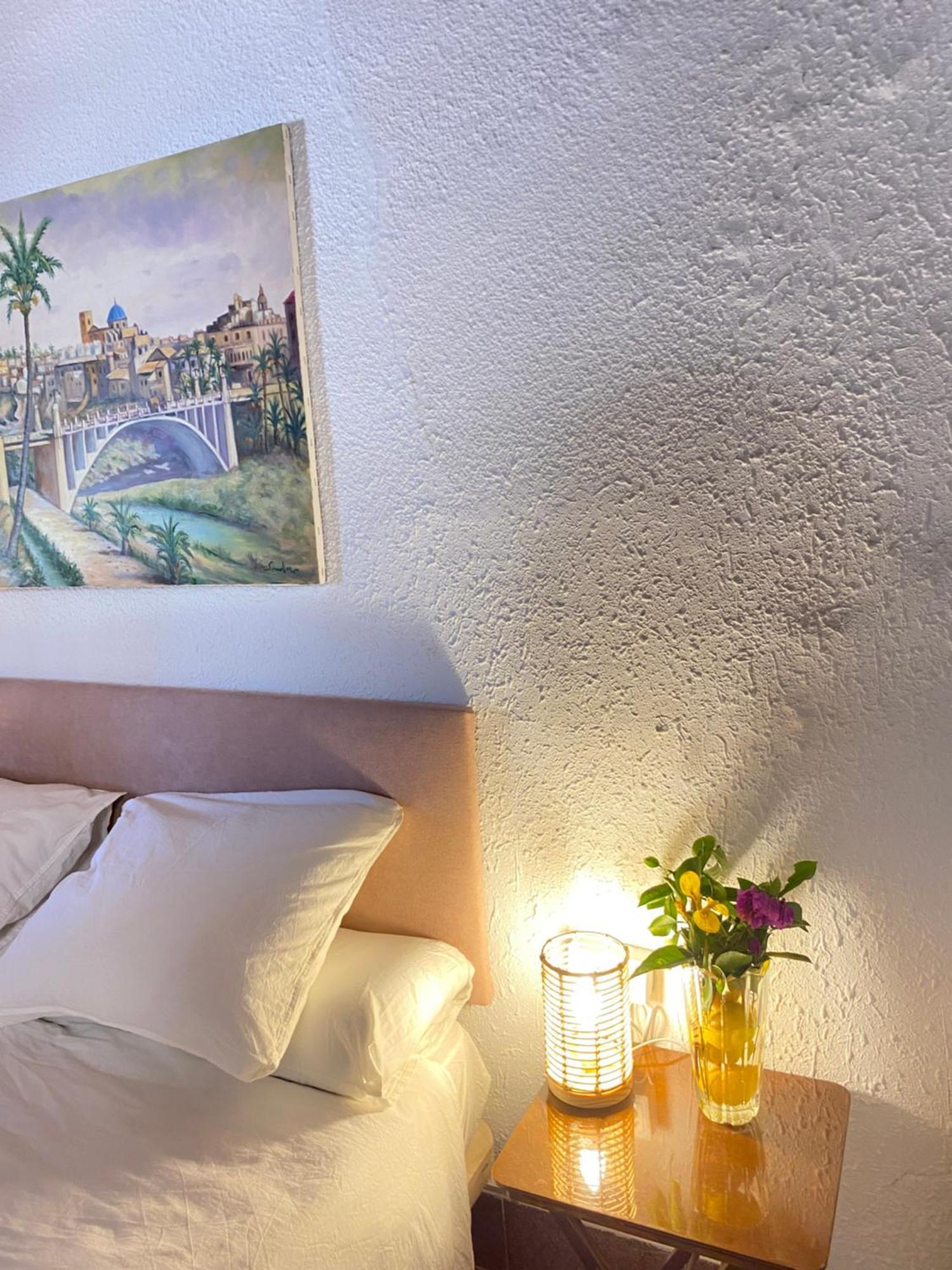 Bed and Breakfast Pink Lemon House Elche Exteriér fotografie