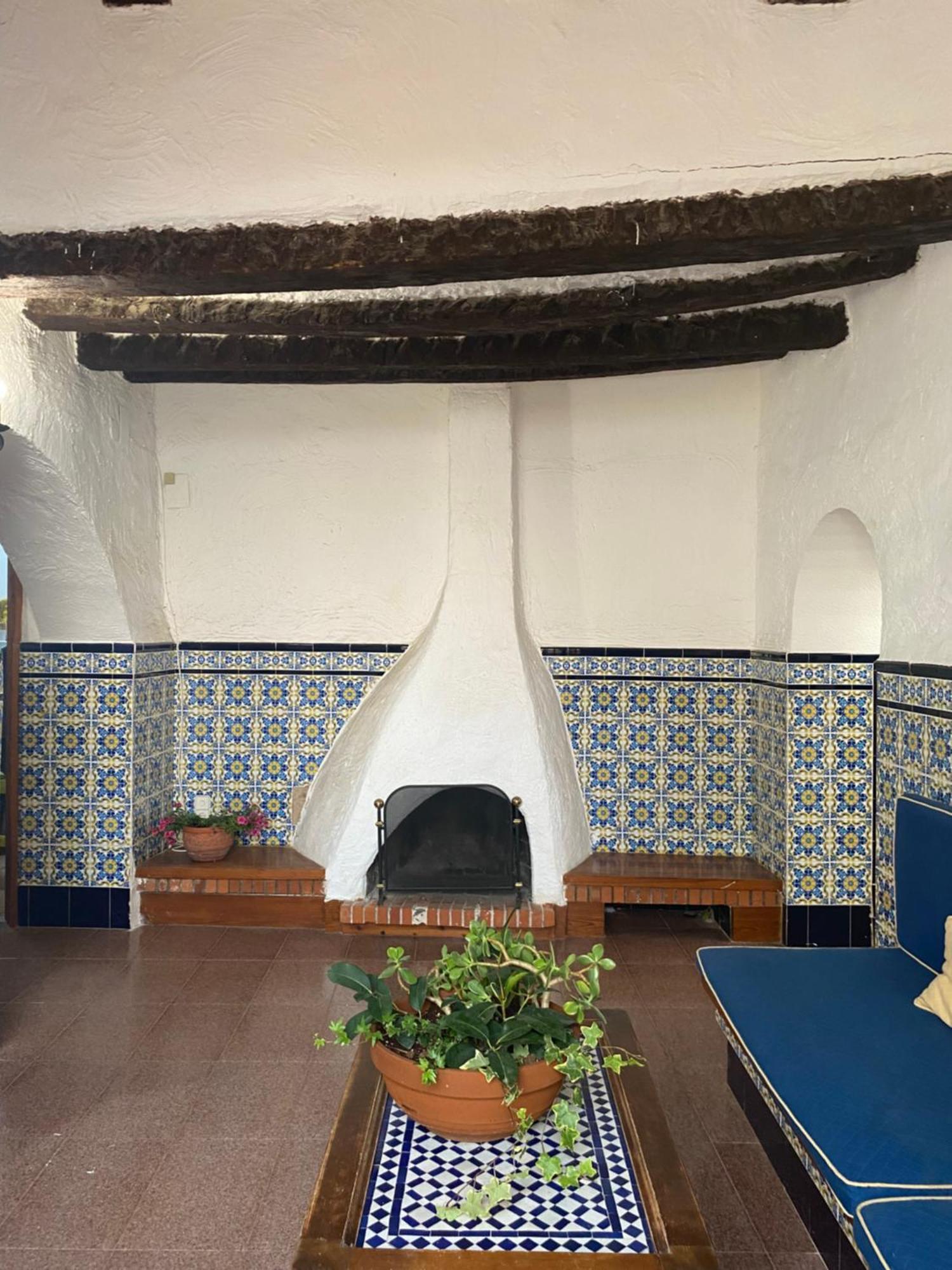 Bed and Breakfast Pink Lemon House Elche Exteriér fotografie